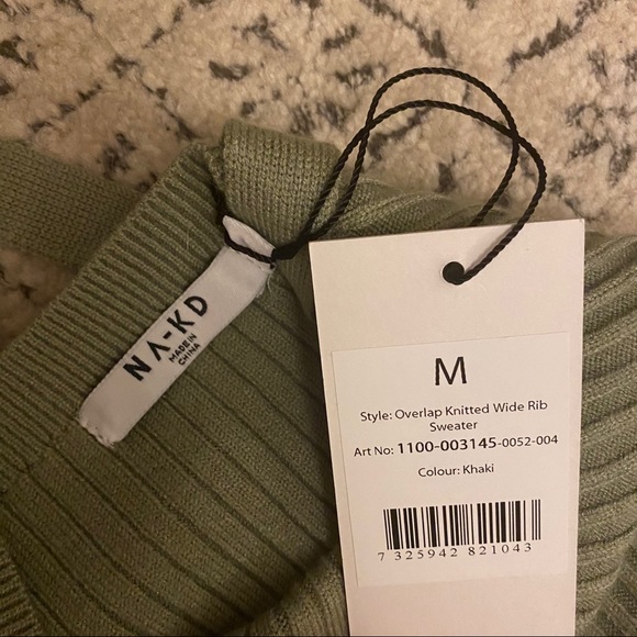 NA-KD Overlap Ribbed Knit Sweater - Picture 4 of 4
